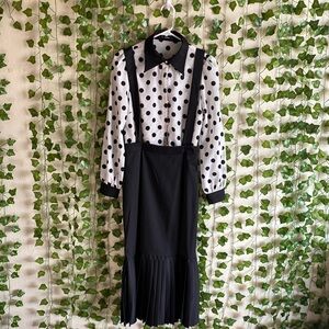 2 piece set. Never worn.